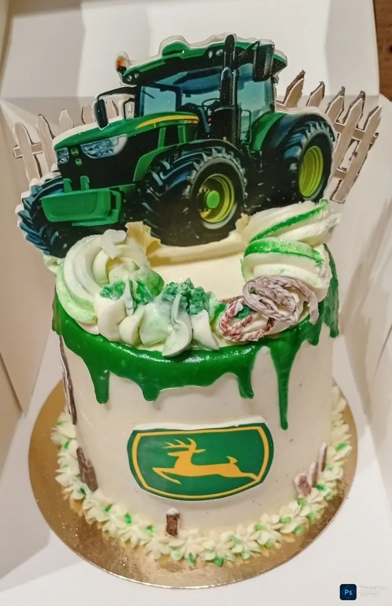 layer_cake_tracteur_vert-min layer_cake_tracteur_vert