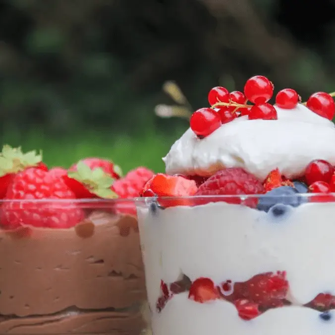 tiramisu-min (1) mignardises_coeur_chantilly-min